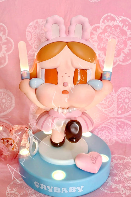 crybaby-shiny-shiny-series-lamp-shiny-POP Mart Crybaby