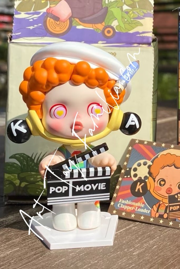 POP MART Skullpanda Action Cut Series