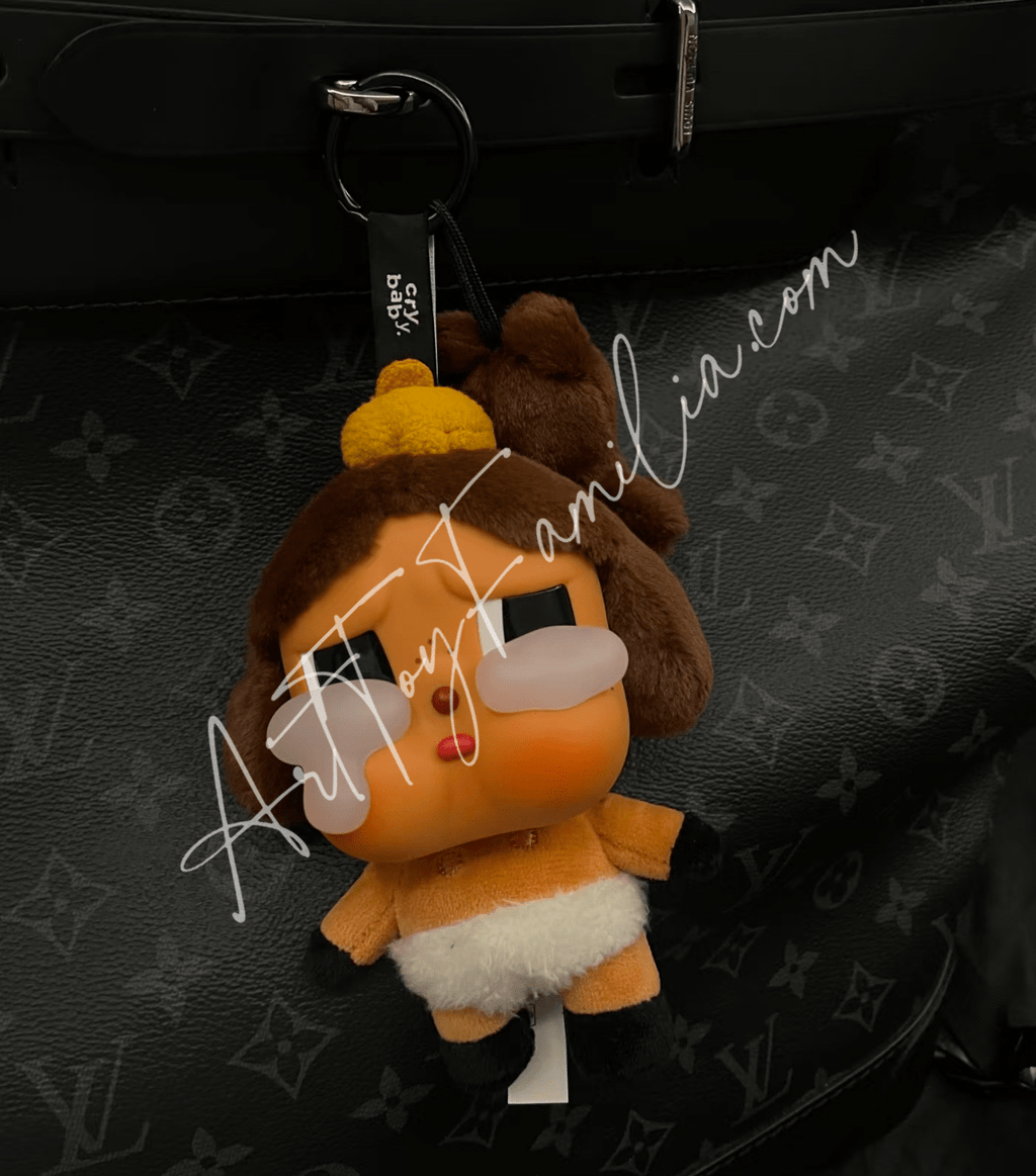 crybaby-crying-again-vinyl-plush-pendantPOP Mart Crybaby