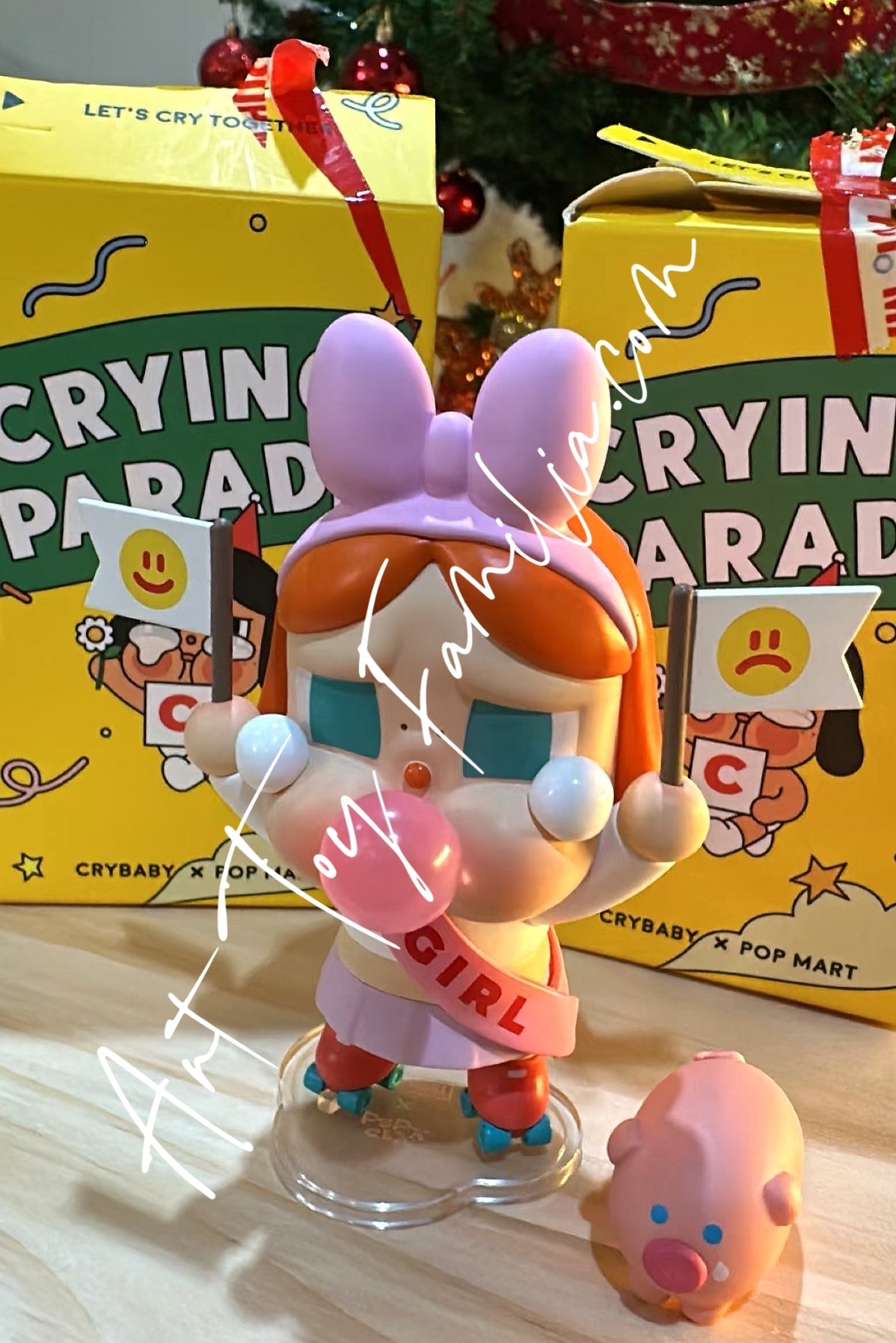 crybaby-crying-parade-series-POP Mart Crybaby
